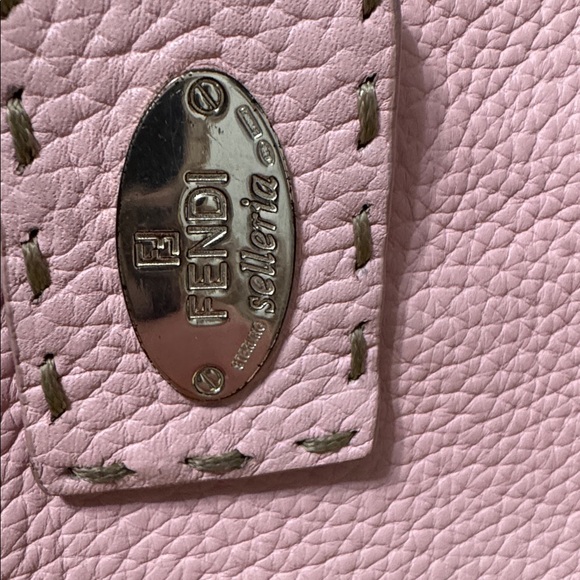 Fendi Selleria in baby Pink 🩷 with taupe whipstitching - Picture 3 of 14